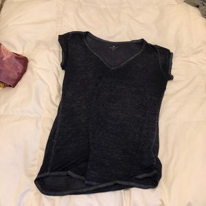 Athleta light breezy tshirt